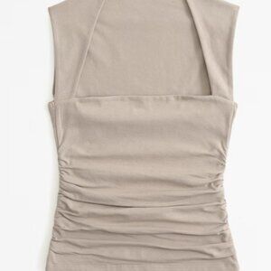 The A&F Ava Top size small